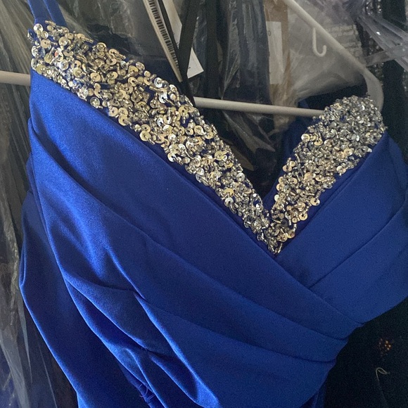 Royal blue prom dress or evening gown size 4 - Picture 2 of 2